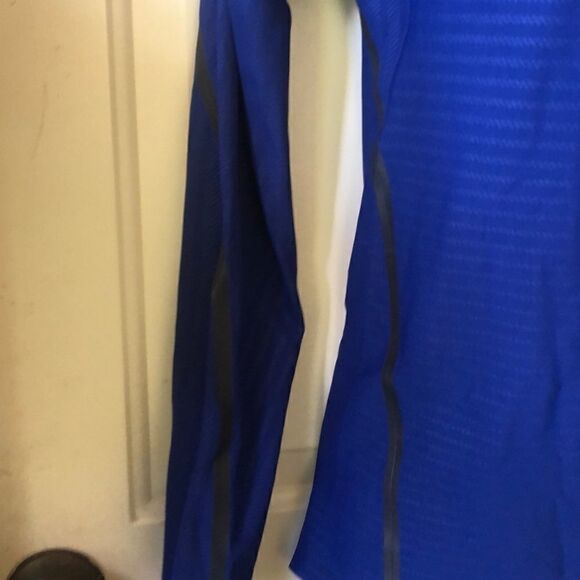 Adidas  alphaskin athletic top - Picture 7 of 9